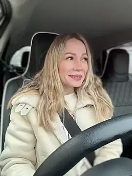 LavenderHot online show from 1, 3, 2025