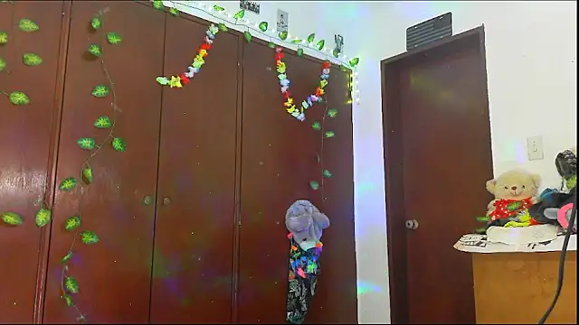  jessica rabbit online show from 28, 4, 2026