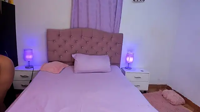 Latinabombsheell online show from 25, 1, 2025