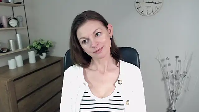 VivianWILD online show from 17, 1, 2025