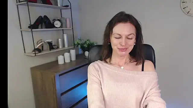 VivianWILD online show from 20, 2, 2025