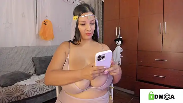 loreth J online show from 8, 10, 2025