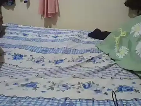 Snapshot of daisypearl2 chatting on 6, 3, 2025 daisypearl2 online show from 6, 3, 2025