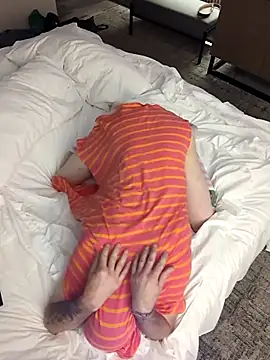 nickybaby online show from 24, 10, 2025