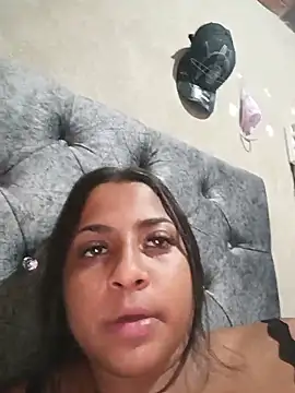 Snapshot of Giselabrunette25 chatting on 14, 5, 2026 Giselabrunette25 online show from 14, 5, 2026