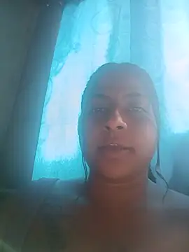 Snapshot of Giselabrunette25 chatting on 9, 7, 2026 Giselabrunette25 online show from 9, 7, 2026