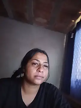 Snapshot of Giselabrunette25 chatting on 25, 7, 2026 Giselabrunette25 online show from 25, 7, 2026