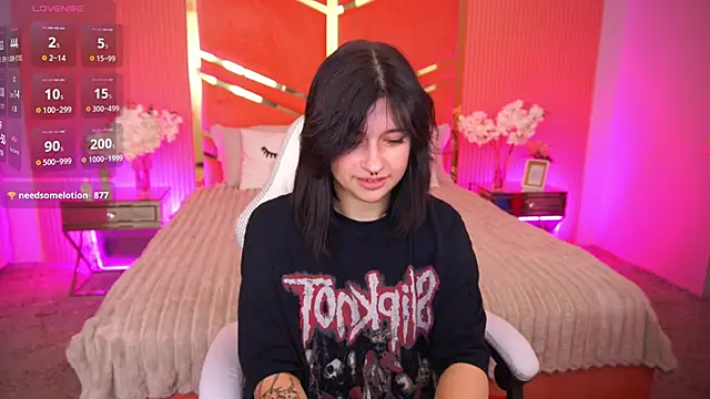 Miki Kivi online show from 22, 9, 2025