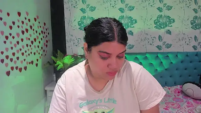 LindaBreeS online show from 30, 1, 2025