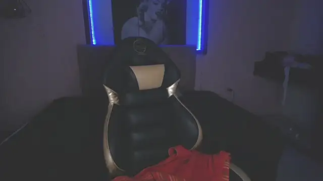 Andrea Ramos online show from 15, 10, 2025