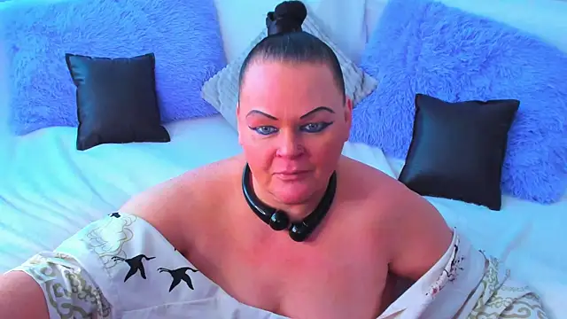 MilanaBiegert online show from 9, 2, 2025