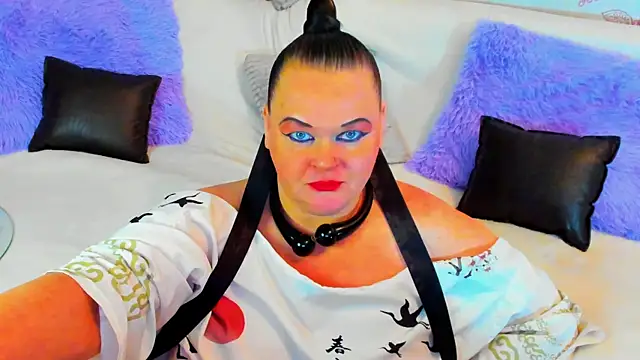 MilanaBiegert online show from 19, 2, 2025