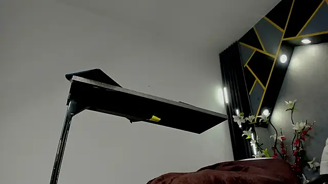 almma shy online show from 7, 2, 2025