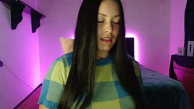 Allisonnlopez online show from 7, 1, 2025