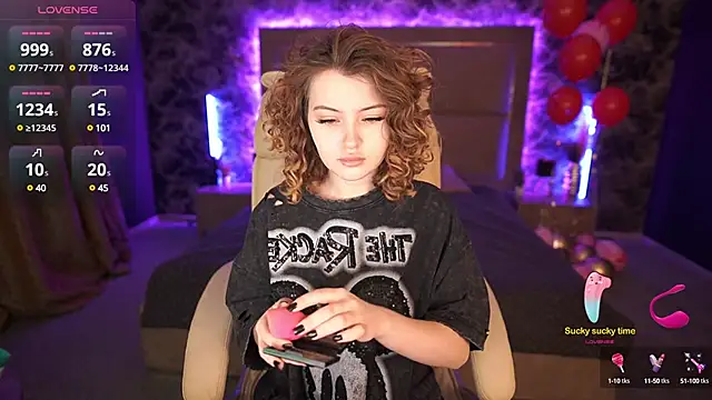 YesPussyClover online show from 17, 2, 2025
