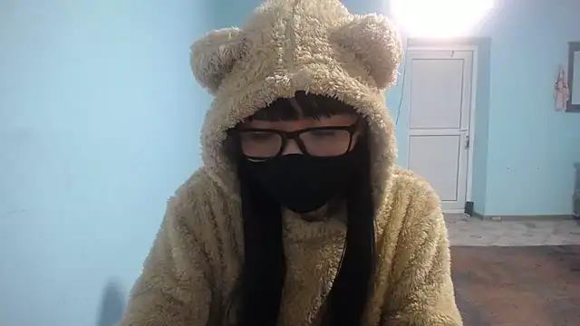 elllaaxx online show from 14, 12, 2025