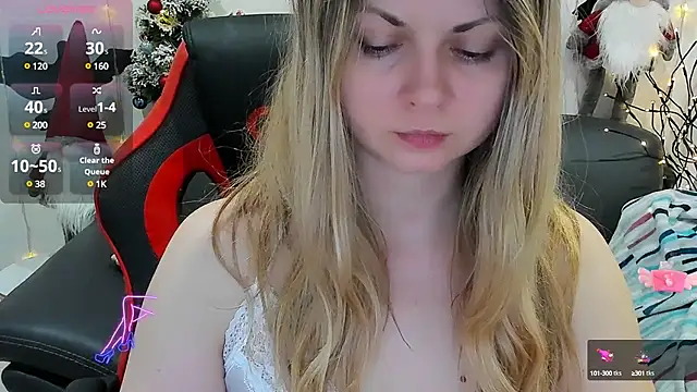 Snapshot of SmilingEmily_ chatting on 16, 12, 2024 SmilingEmily online show from 16, 12, 2024