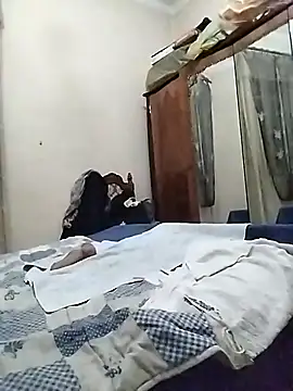 Lucia8600 online show from 12, 11, 2025