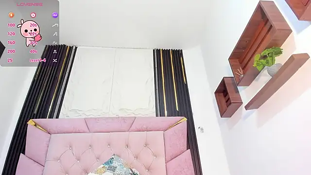 laurem-paulette online show from 21, 12, 2024