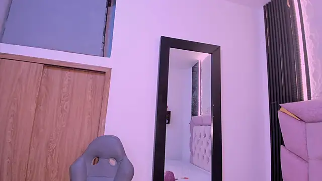 laurem-paulette online show from 13, 10, 2025