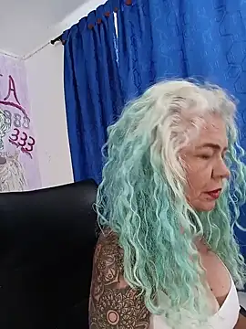 Snapshot of freyadevil333 chatting on 14, 7, 2026 freyadevil333 online show from 14, 7, 2026