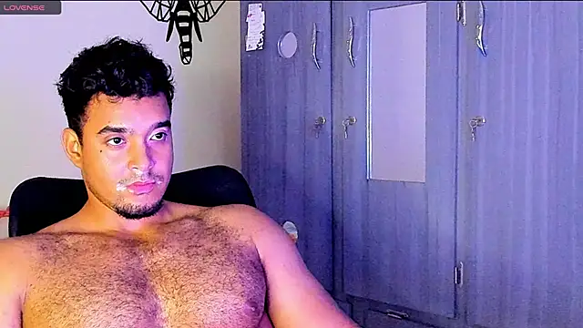 Big furry bear13 online show from 23, 1, 2025