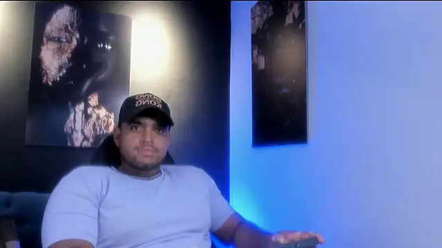 Big furry bear13 online show from 4, 11, 2025