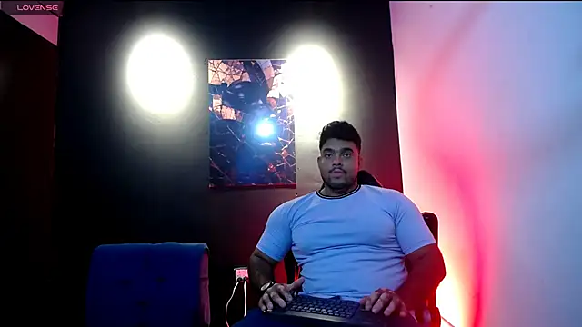 Big furry bear13 online show from 15, 1, 2026