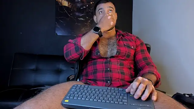 Big furry bear13 online show from 13, 6, 2026