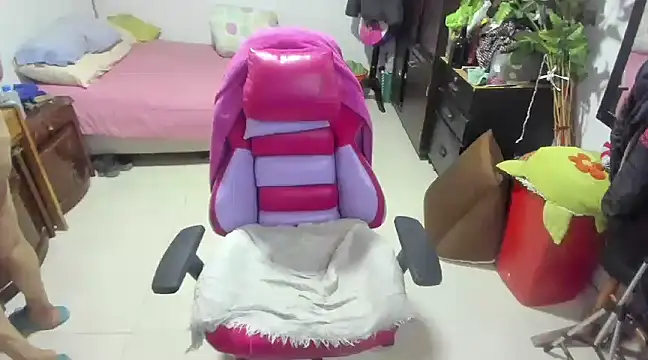 Mrs mommy  online show from 17, 1, 2025