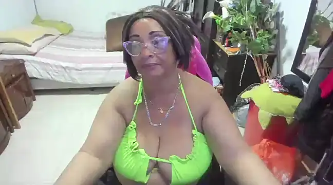 Mrs mommy  online show from 21, 1, 2025