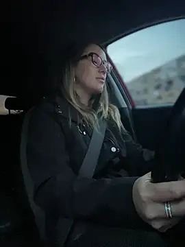 HotXMom online show from 11, 3, 2025