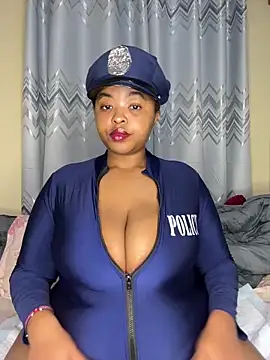 Linahlove online show from 25, 2, 2026