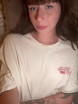 Melina-Mars online show from 5, 4, 2026