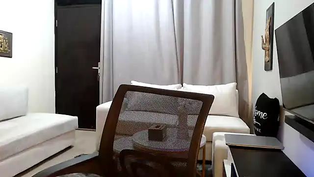 Horny princes online show from 19, 3, 2026