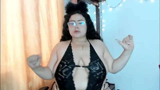 Snapshot of jessica_hot_28 chatting on 28, 9, 2025 jessica hot 28 online show from 28, 9, 2025