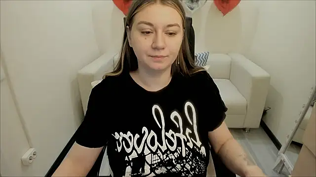 AlisaBacker online show from 12, 2, 2025