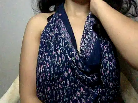 Snapshot of supercutecouples chatting on 6, 4, 2026 supercutecouples online show from 6, 4, 2026