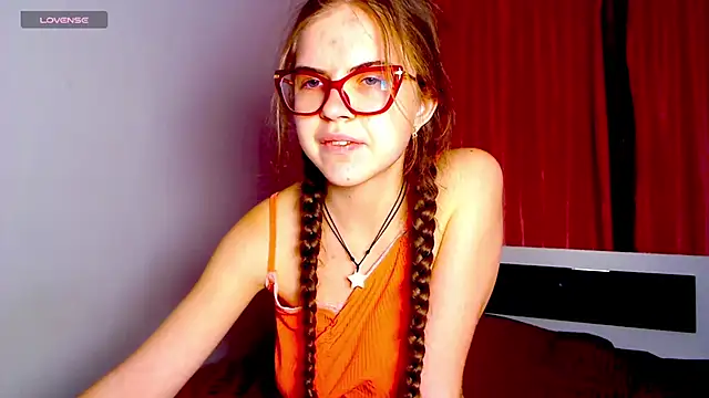 Sarah HS online show from 3, 12, 2024