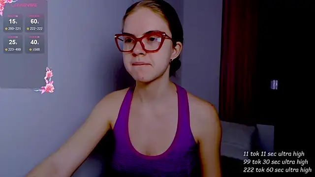 Snapshot of Sarah_HS chatting on 9, 5, 2026 Sarah HS online show from 9, 5, 2026