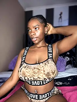 Candy-Heart online show from 7, 10, 2025