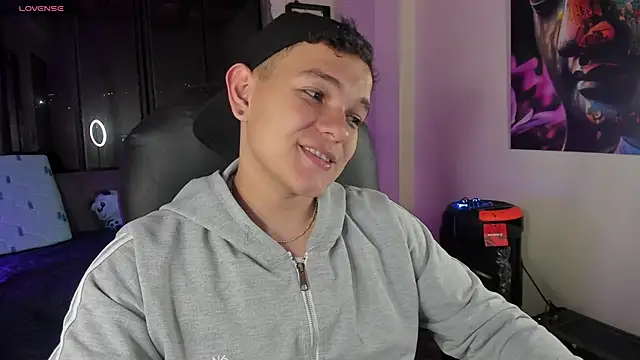 Snapshot of Dunkan_Kravitz chatting on 3, 5, 2026 Dunkan Kravitz online show from 3, 5, 2026