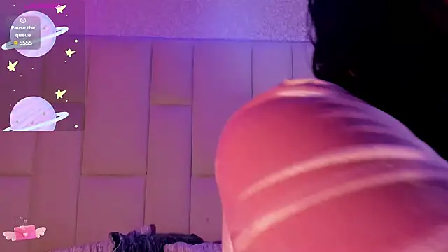 Summer walkerr online show from 18, 1, 2025