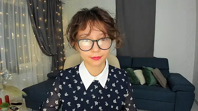 AgnieszkaBanana online show from 7, 3, 2025