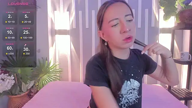 Miiaa doll online show from 21, 3, 2025