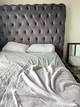 MILL204 online show from 15, 2, 2025