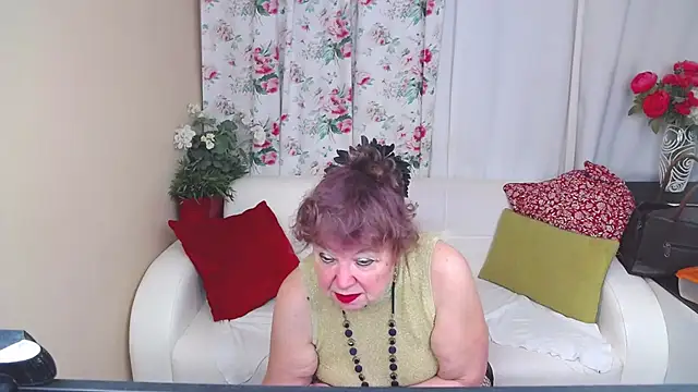 YourHotGranny online show from 20, 3, 2025