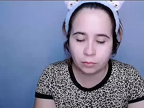 SubLayla01 online show from 14, 10, 2025