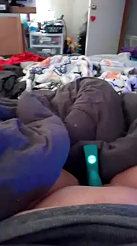 Snapshot of missthickness35_Pika chatting on 4, 12, 2024 missthickness35 Pika online show from 4, 12, 2024