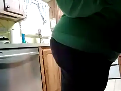 Snapshot of missthickness35_Pika chatting on 17, 2, 2025 missthickness35 Pika online show from 17, 2, 2025